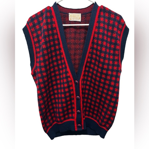 Pendleton Jackets & Blazers - 100% Wool Pendleton Sweater Vest